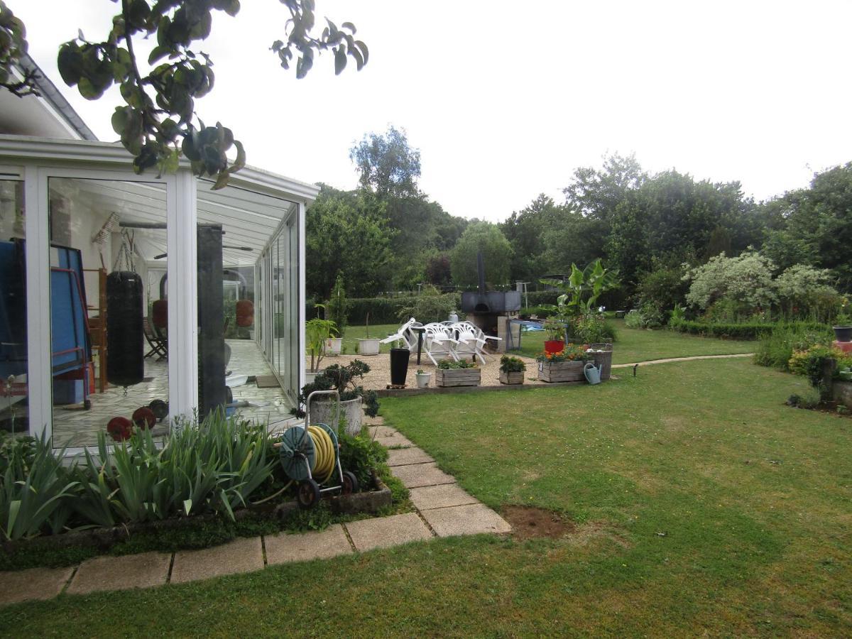 Au Jardin Fessard Bed & Breakfast Fagnon Exterior photo