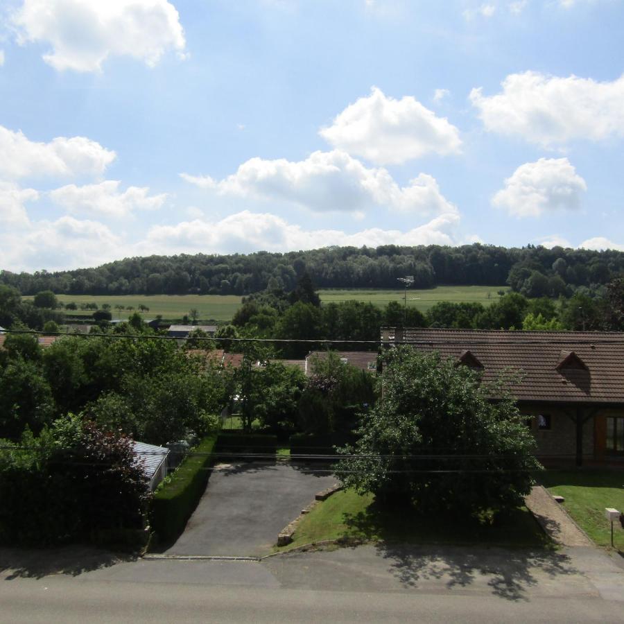 Au Jardin Fessard Bed & Breakfast Fagnon Exterior photo