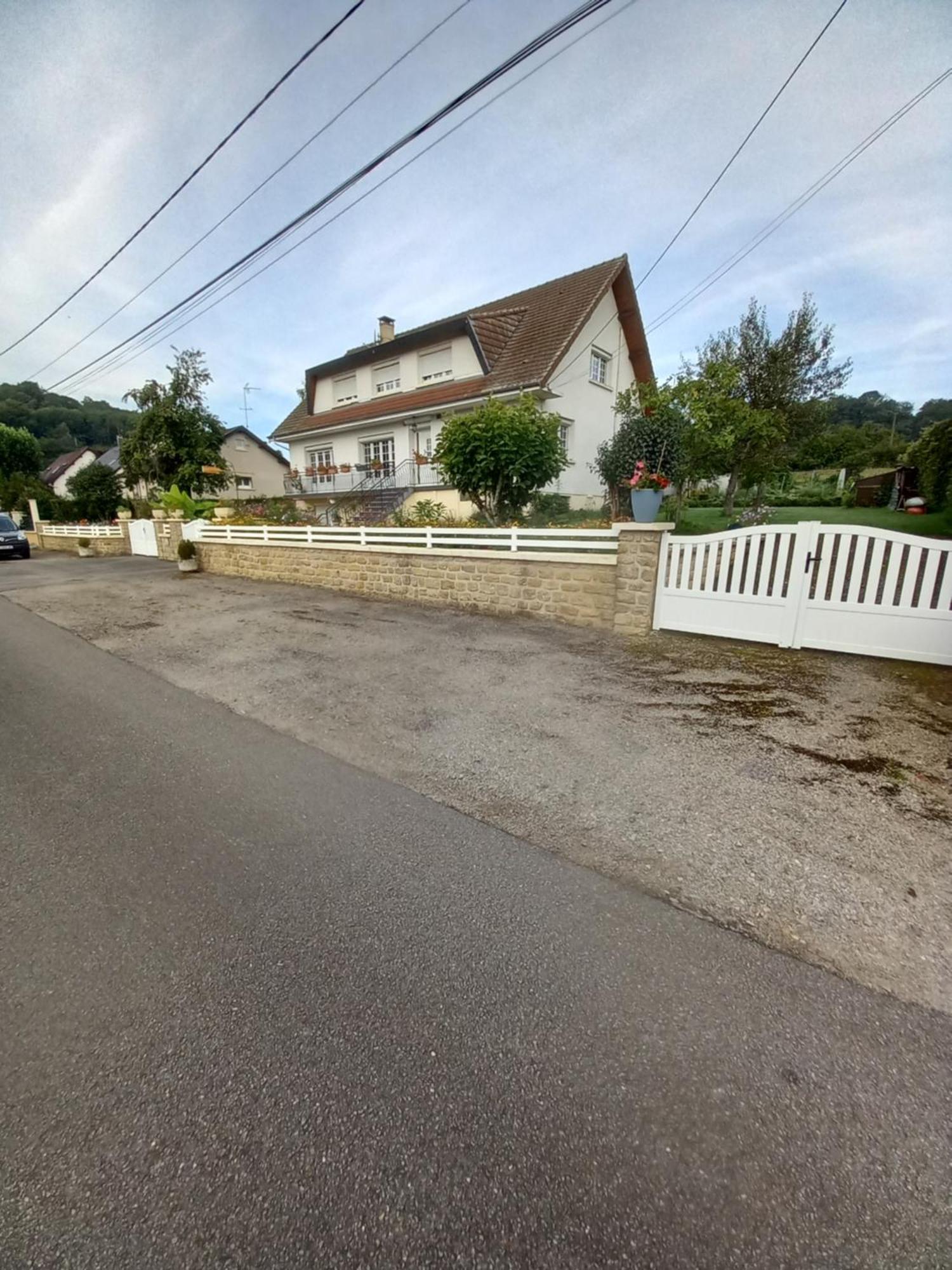 Au Jardin Fessard Bed & Breakfast Fagnon Exterior photo
